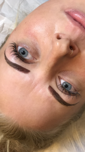 Hannah-stone-permanent-makeup-soft-powder-brows